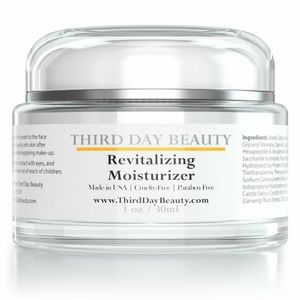 Third Day Beauty Revitalizing Moisturizer